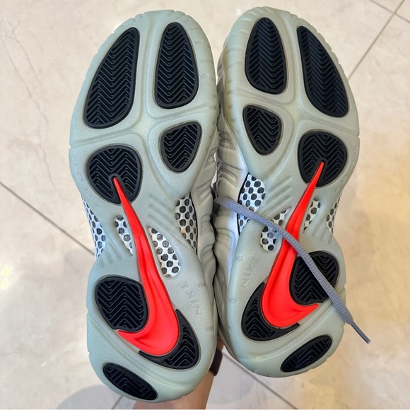 Jordans Nike Foamposite - Picture 6 of 8